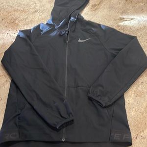 Men’s lightweight Nike jacket